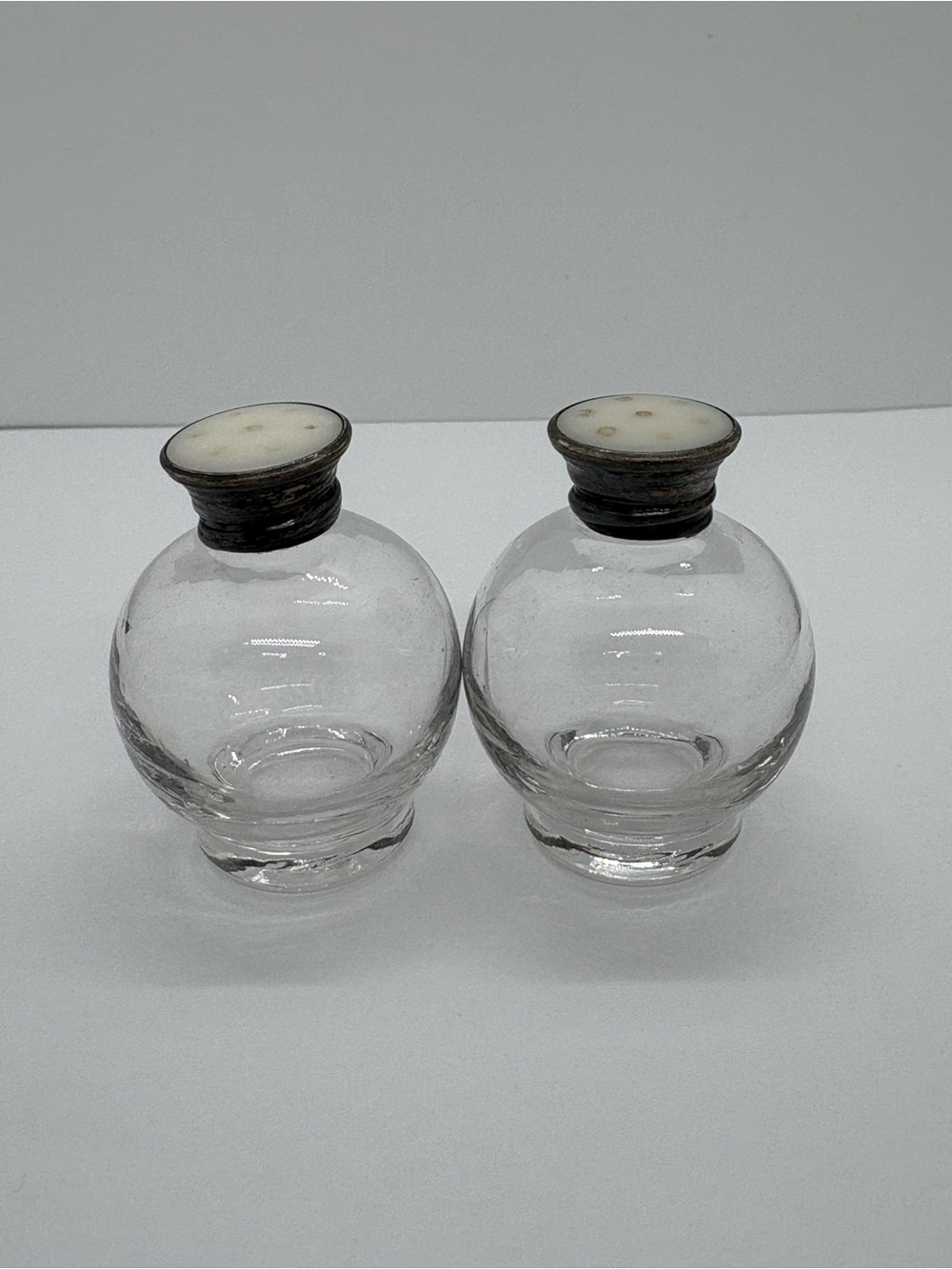Roden Brothers Toronto 925 sterling salt shakers